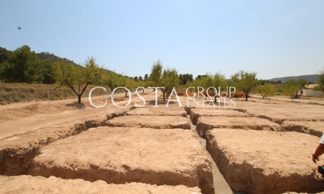 Odsprzedaż - Willa -
Pinoso - Pinoso Centro