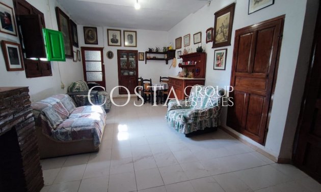 Odsprzedaż - Willa -
Yecla - Yecla Centro