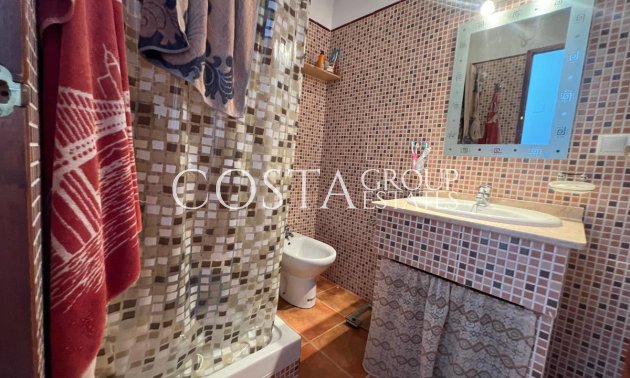 Odsprzedaż - Dom -
Pinoso - Pinoso Centro