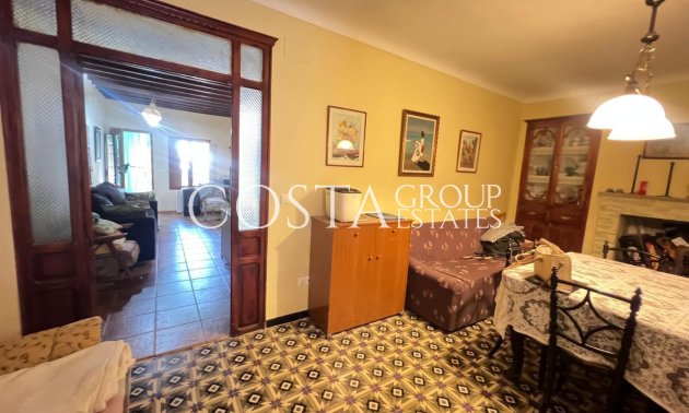 Odsprzedaż - Dom -
Pinoso - Pinoso Centro