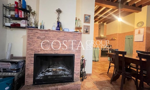 Odsprzedaż - Dom -
Pinoso - Pinoso Centro