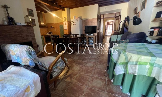 Odsprzedaż - Dom -
Pinoso - Pinoso Centro