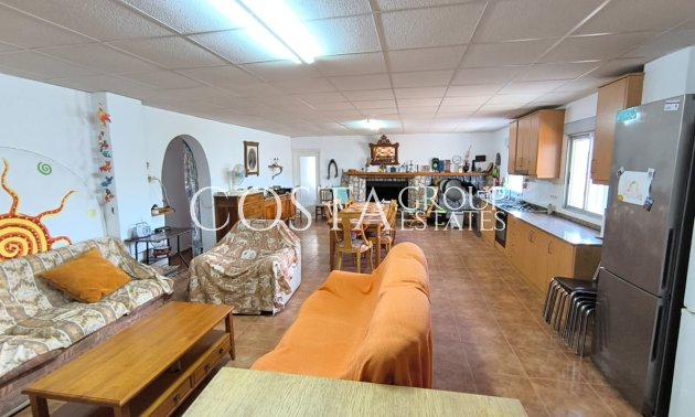 Resale - Villa -
Yecla - Yecla Centro