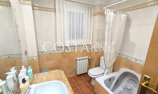 Revente - Villa -
Yecla - Yecla Centro