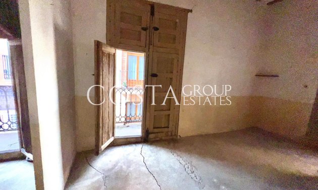 Odsprzedaż - Dom -
Pinoso - Pinoso Centro