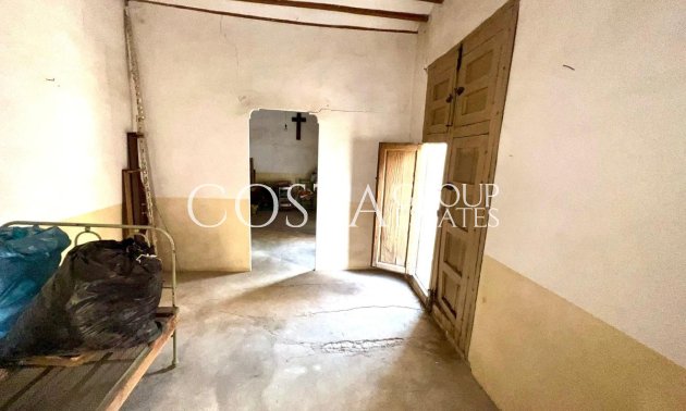 Odsprzedaż - Dom -
Pinoso - Pinoso Centro