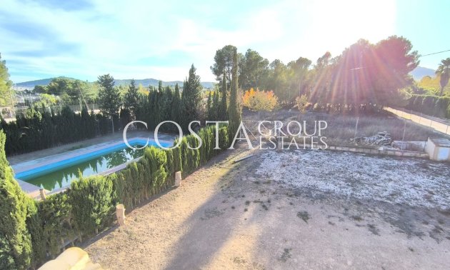 Wiederverkauf - Villa -
Yecla - Yecla Centro