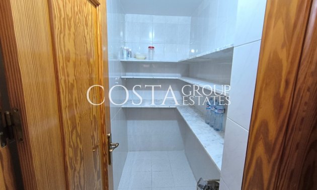 Wiederverkauf - Villa -
Yecla - Yecla Centro