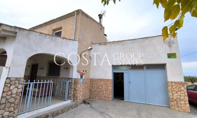 Wiederverkauf - Villa -
Yecla - Yecla Centro