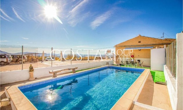 Herverkoop - Villa -
Jumilla - Jumilla Centro