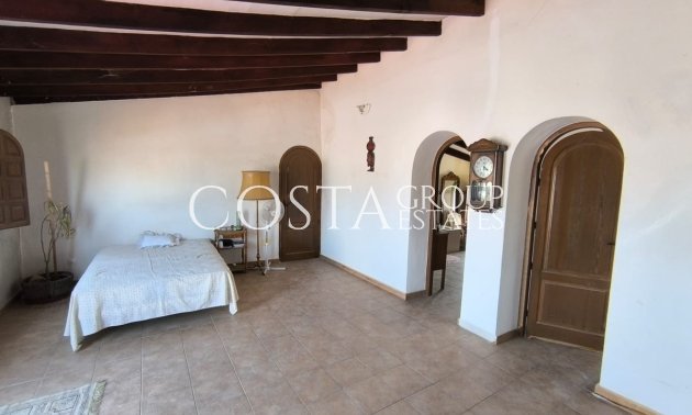 Herverkoop - Villa -
Novelda - Novelda Centro