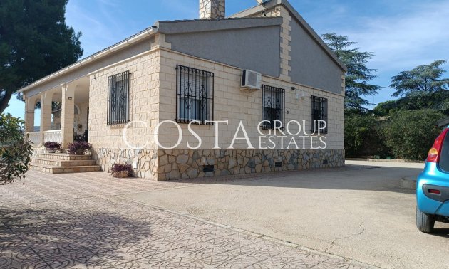 Herverkoop - Villa -
Yecla - Yecla Centro