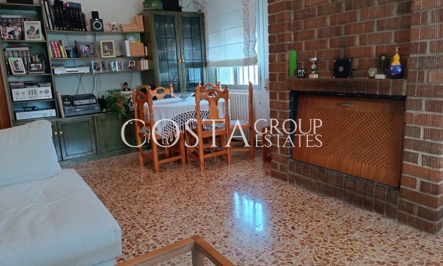 Herverkoop - Villa -
Yecla - Yecla Centro