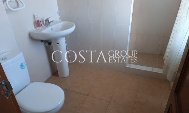 Herverkoop - Villa -
Yecla - Yecla Centro