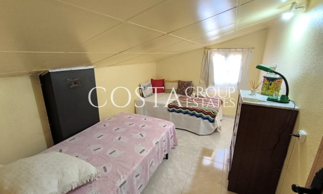 Herverkoop - Villa -
Yecla - Yecla Centro