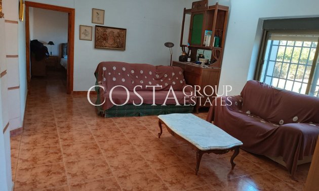 Herverkoop - Villa -
Yecla - Yecla Centro