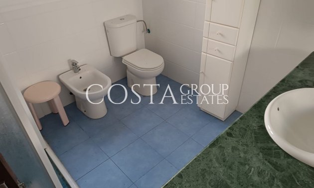 Herverkoop - Villa -
Yecla - Yecla Centro