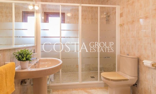 Herverkoop - Villa -
Orihuela Costa