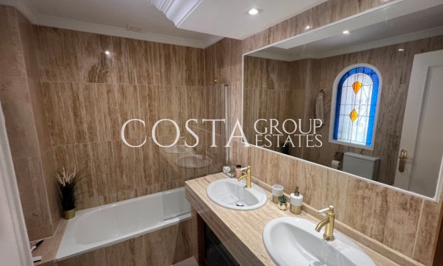 Resale - Villa -
Algorfa