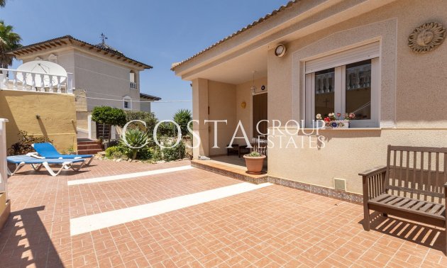 Herverkoop - Villa -
Algorfa