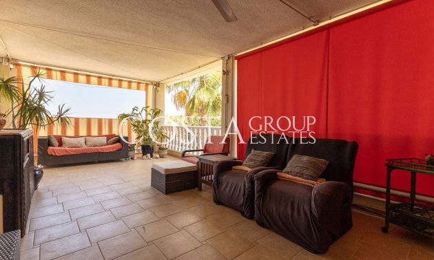 Herverkoop - Villa -
Algorfa