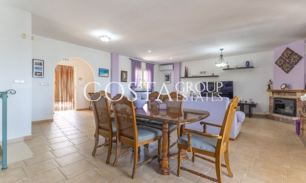 Herverkoop - Villa -
Algorfa