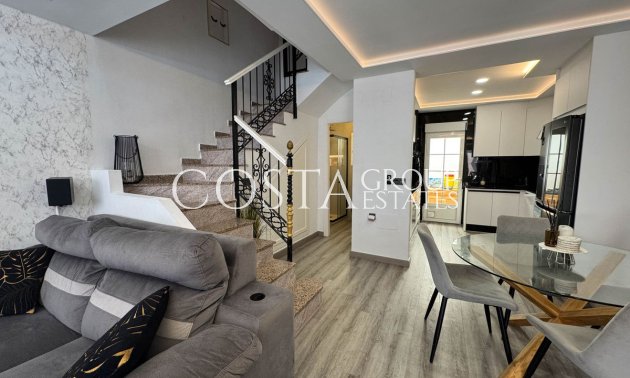 Wiederverkauf - Villa -
Orihuela Costa