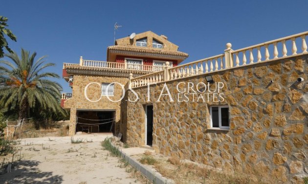 Herverkoop - Villa -
Mazarrón - La Atalaya