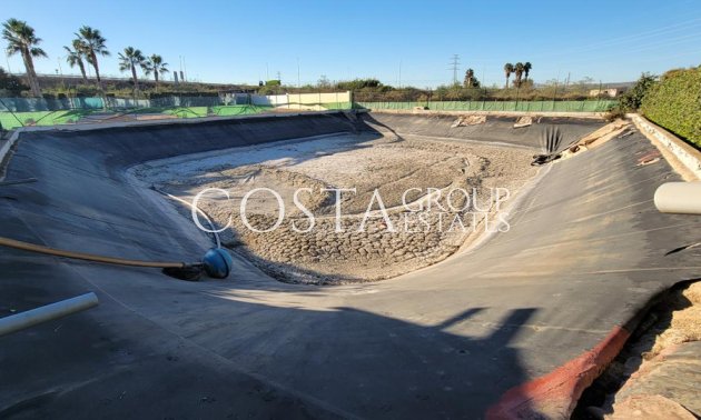 Odsprzedaż - Willa -
San Miguel de Salinas - San Miguel de Salinas Centro