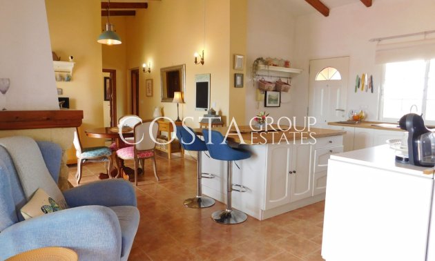 Herverkoop - Villa -
Dolores - Dolores Centro