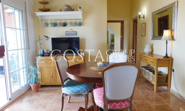 Herverkoop - Villa -
Dolores - Dolores Centro