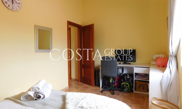 Herverkoop - Villa -
Dolores - Dolores Centro