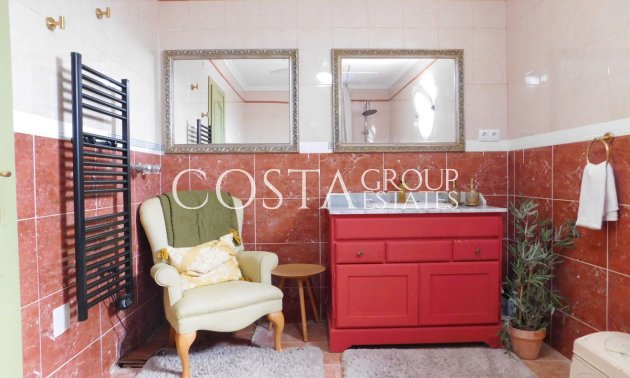 Herverkoop - Villa -
Dolores - Dolores Centro