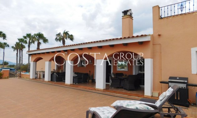 Herverkoop - Villa -
Dolores - Dolores Centro