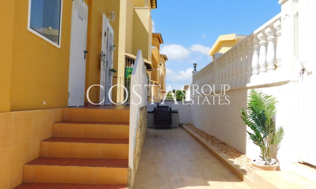 Herverkoop - Villa -
Orihuela Costa - Villamartin