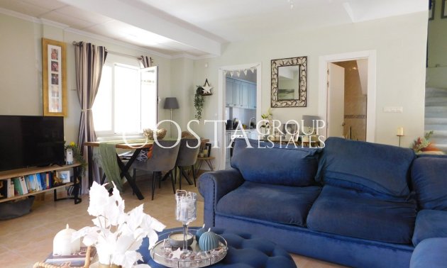 Herverkoop - Villa -
Orihuela Costa - Villamartin