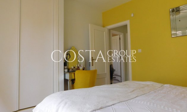 Herverkoop - Villa -
Orihuela Costa - Villamartin