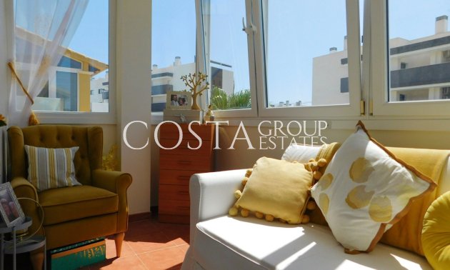 Herverkoop - Villa -
Orihuela Costa - Villamartin