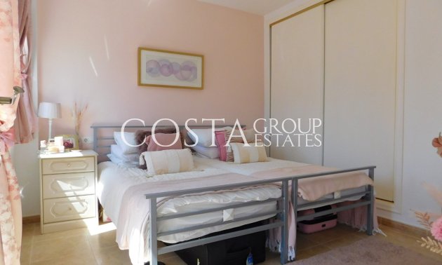 Herverkoop - Villa -
Orihuela Costa - Villamartin