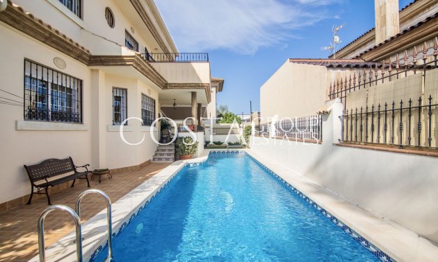 Wiederverkauf - Villa -
Almoradí - Almoradi Centro