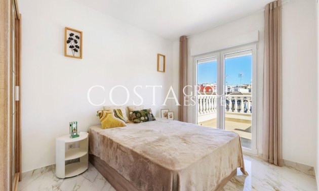 Revente - Villa -
Torrevieja - El Chaparral