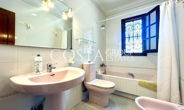 Herverkoop - Villa -
Orihuela Costa - La Zenia