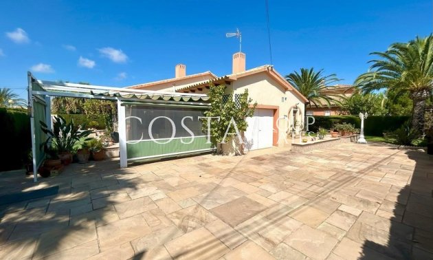 Wiederverkauf - Villa -
Orihuela Costa - Cabo Roig