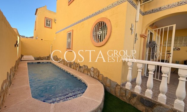 Herverkoop - Villa -
Orihuela Costa - Blue Lagoon