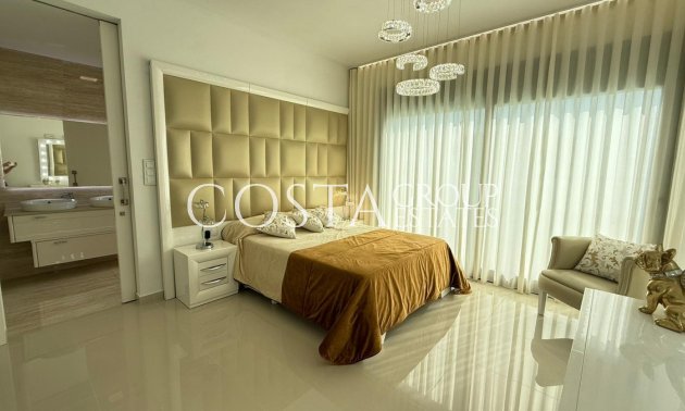 Herverkoop - Villa -
San Miguel de Salinas - San Miguel de Salinas Centro