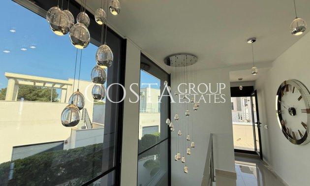 Herverkoop - Villa -
San Miguel de Salinas - San Miguel de Salinas Centro