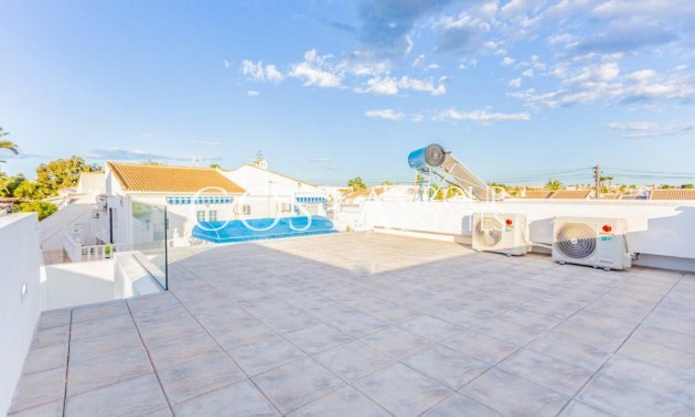 Wiederverkauf - Villa -
Torrevieja