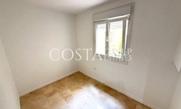 Resale - Apartments -
Alicante - Alicante Centro