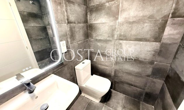 Resale - Apartments -
Alicante - Alicante Centro