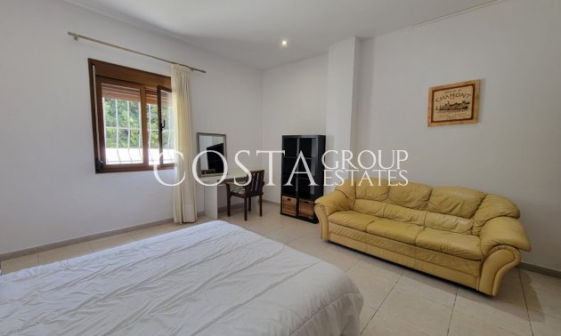 Resale - Villa -
Teulada - Moraira